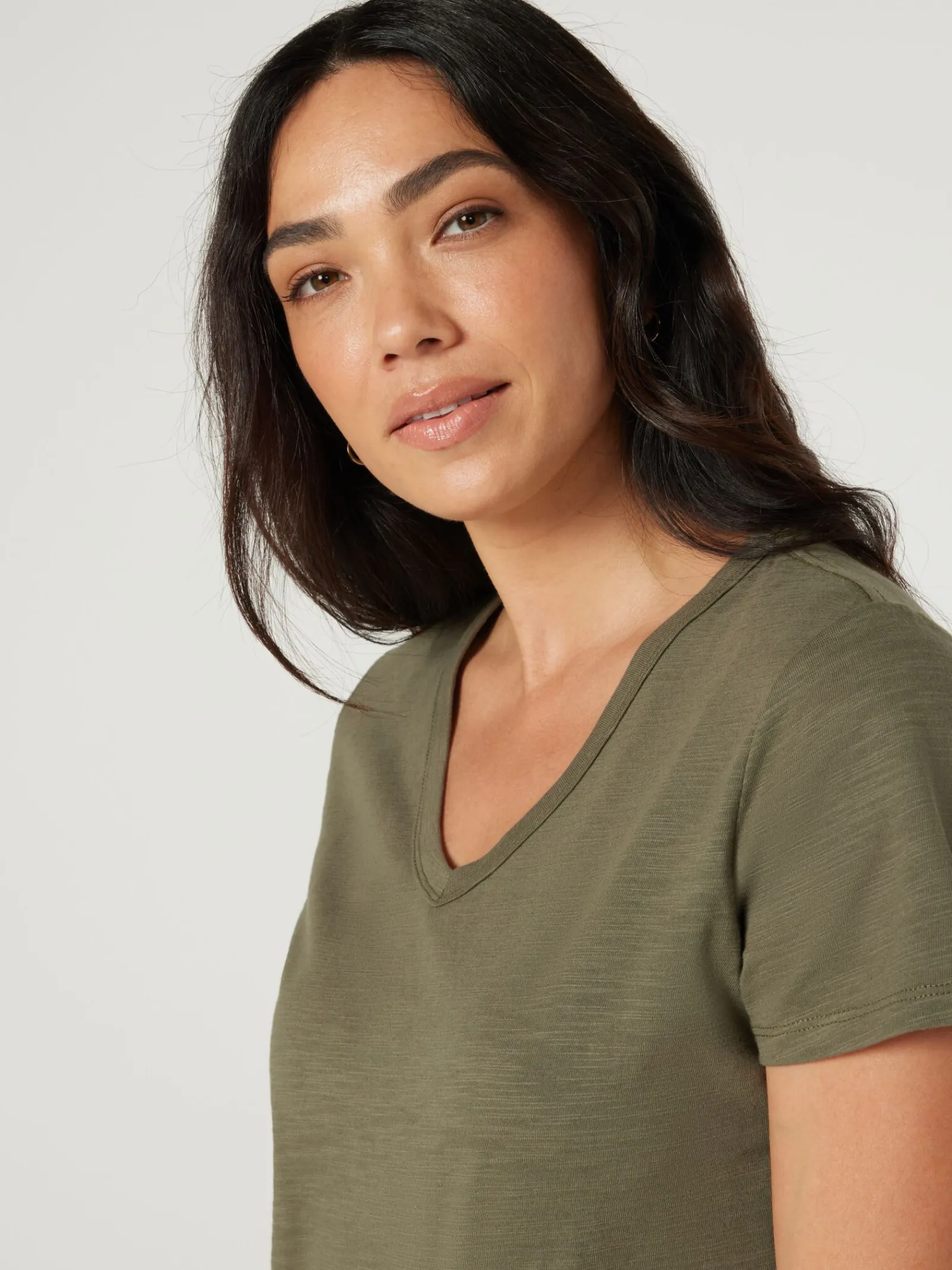 Jeanswest Essential V-Neck Tee Black