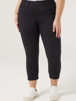 Jeanswest Kara Curve Skinny Capri Black Hot
