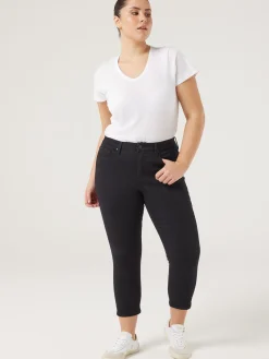 Jeanswest Kara Curve Skinny Capri Black Hot