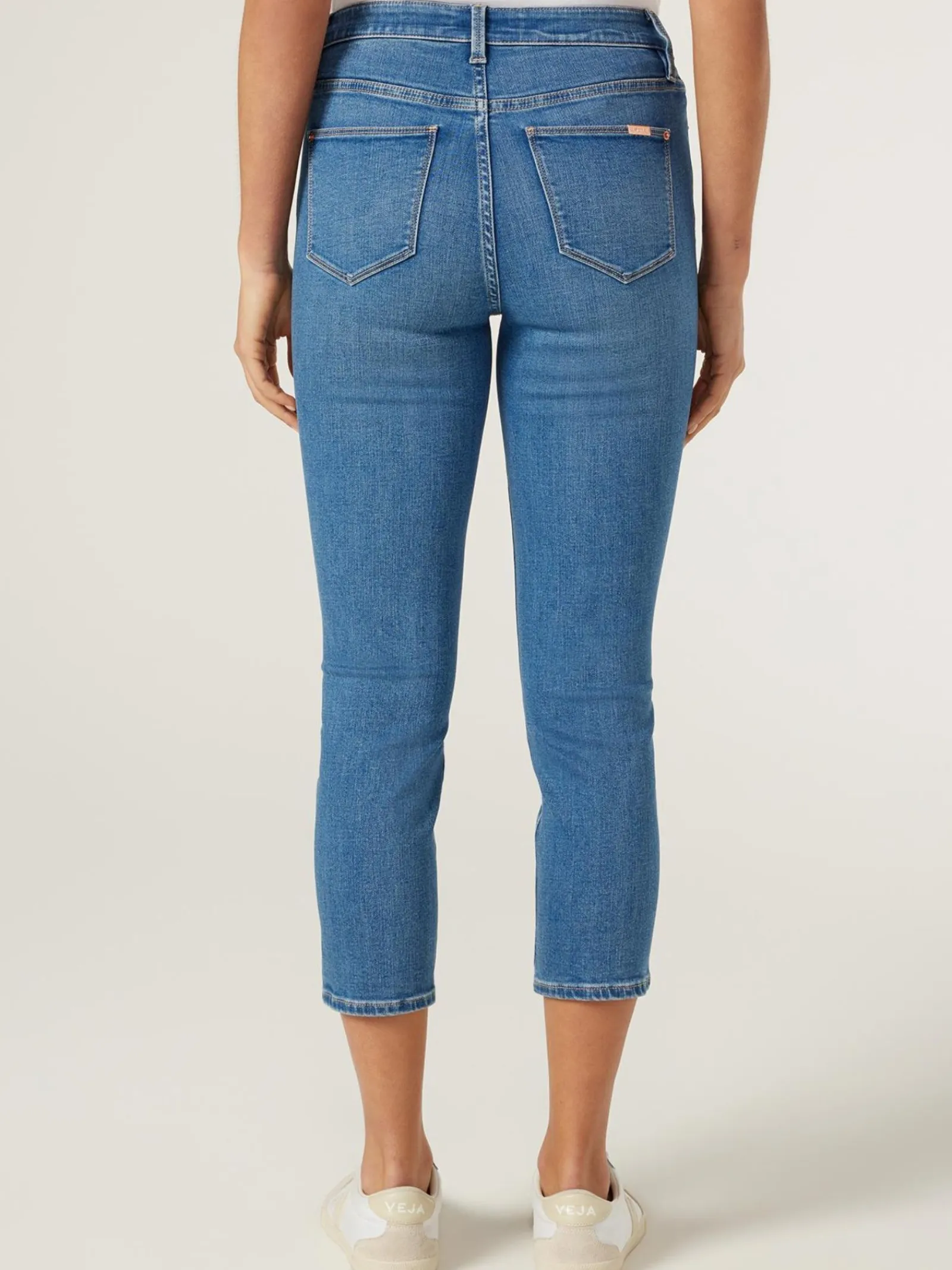 Jeanswest Kara Mid Waisted Skinny Capri BrightVintage New