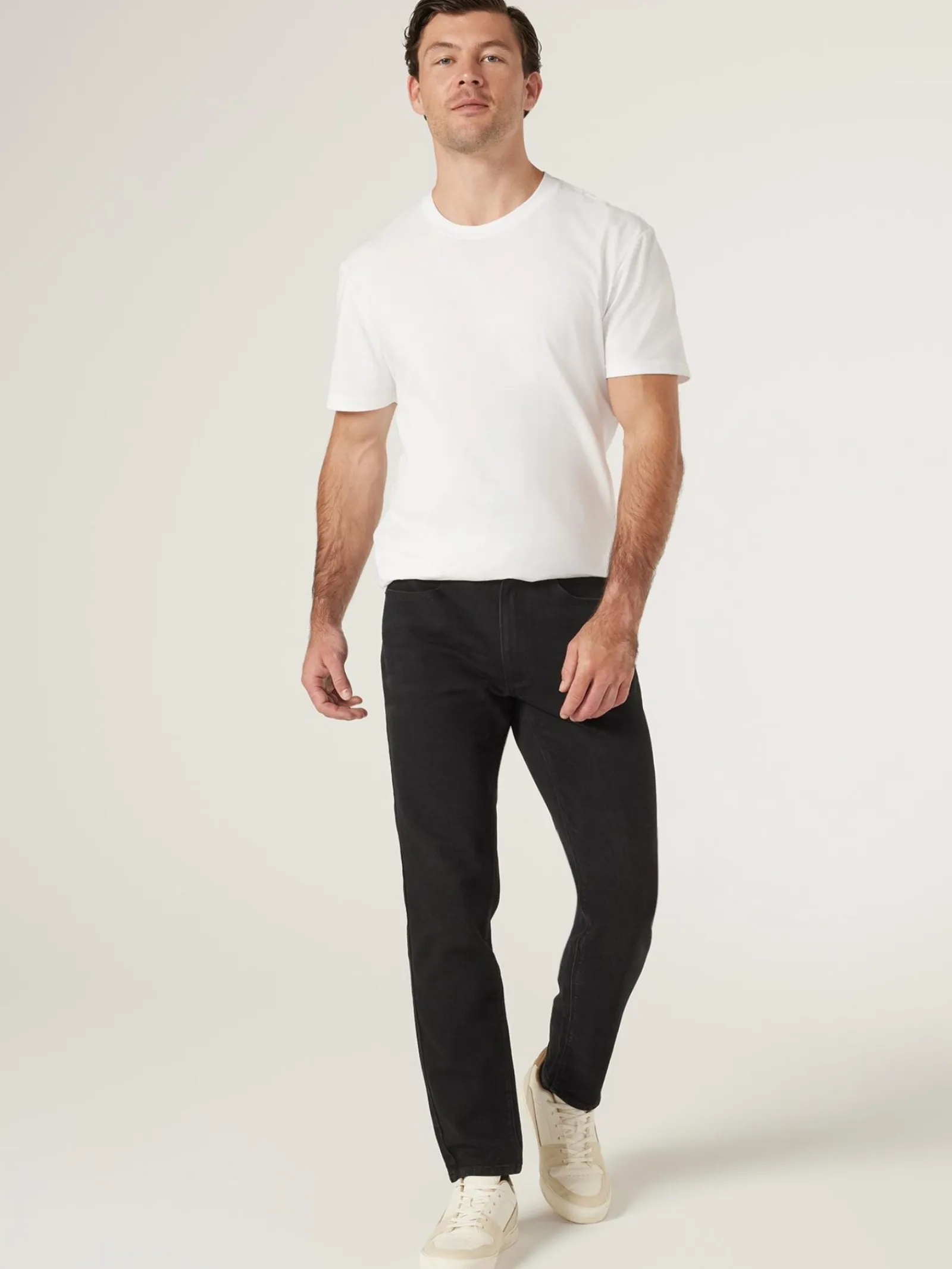 Jeanswest Relaxed Straight Jean Black Hot